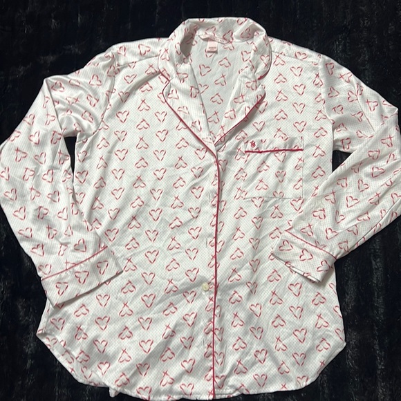 2 Victorias Secret After Hours Satin like Pj Tops - Picture 3 of 12